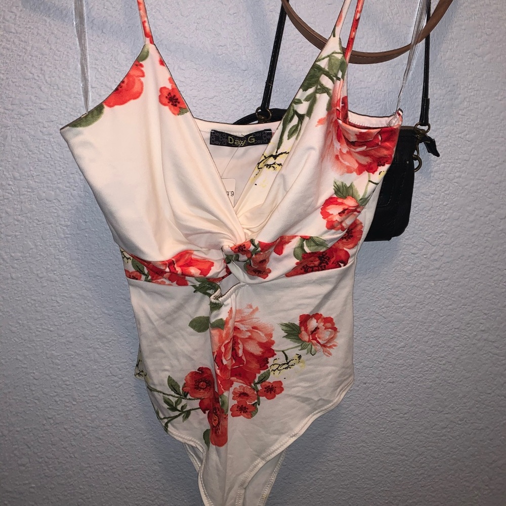 Floral🌷 🌻Strap BodySuit